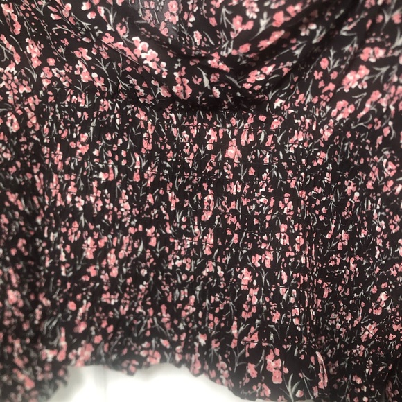 No Frills Los Angeles Cropped Blouse Size L Floral Print - Picture 4 of 7